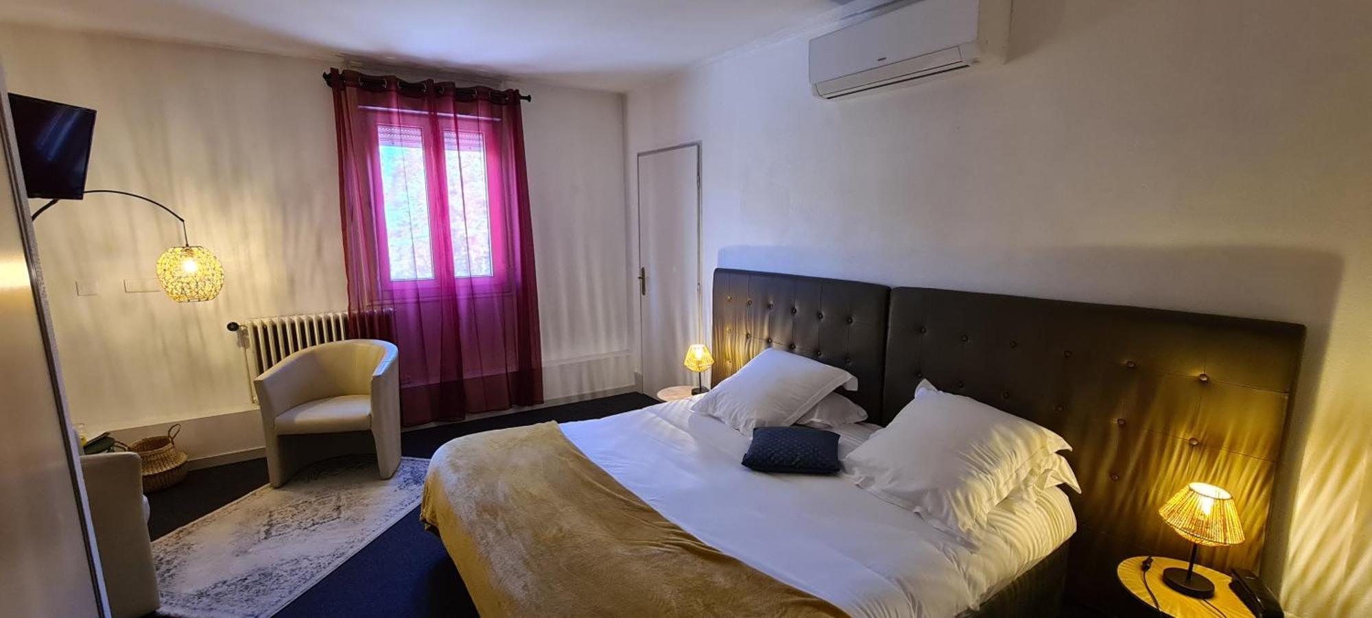 Hotel La Truite De La Loue Quingey Exteriér fotografie